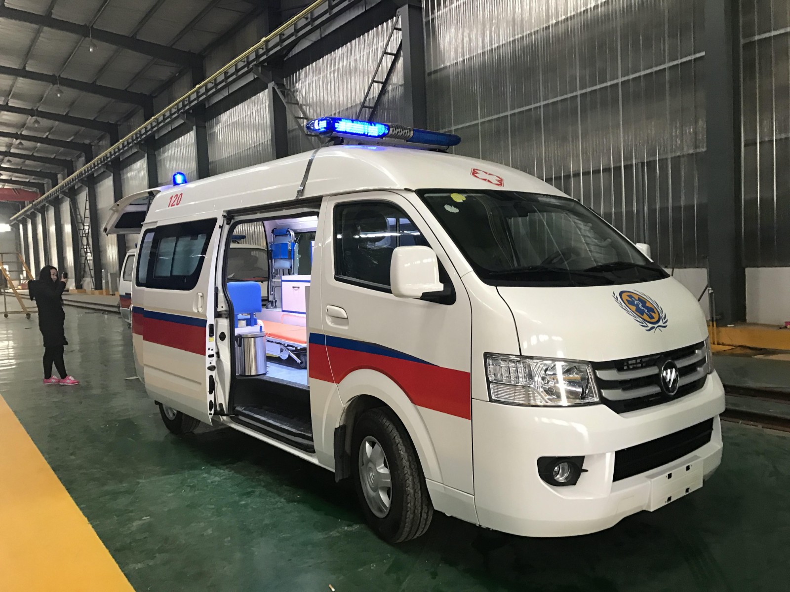 柳州救护车转院